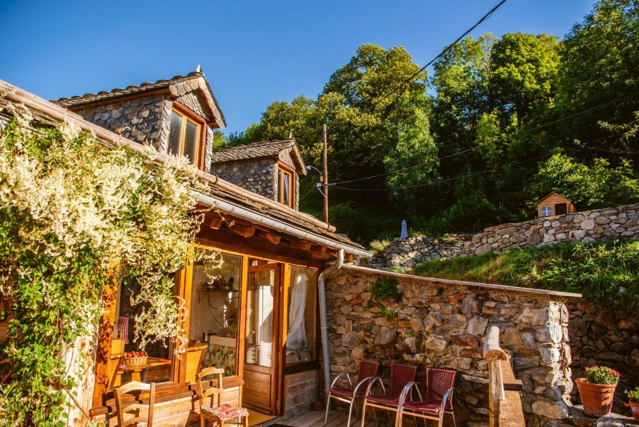 The Dragon Barn - Grenier Villa Ascou Luaran gambar
