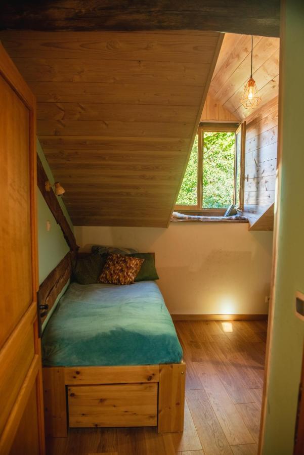 The Dragon Barn - Grenier Villa Ascou Luaran gambar